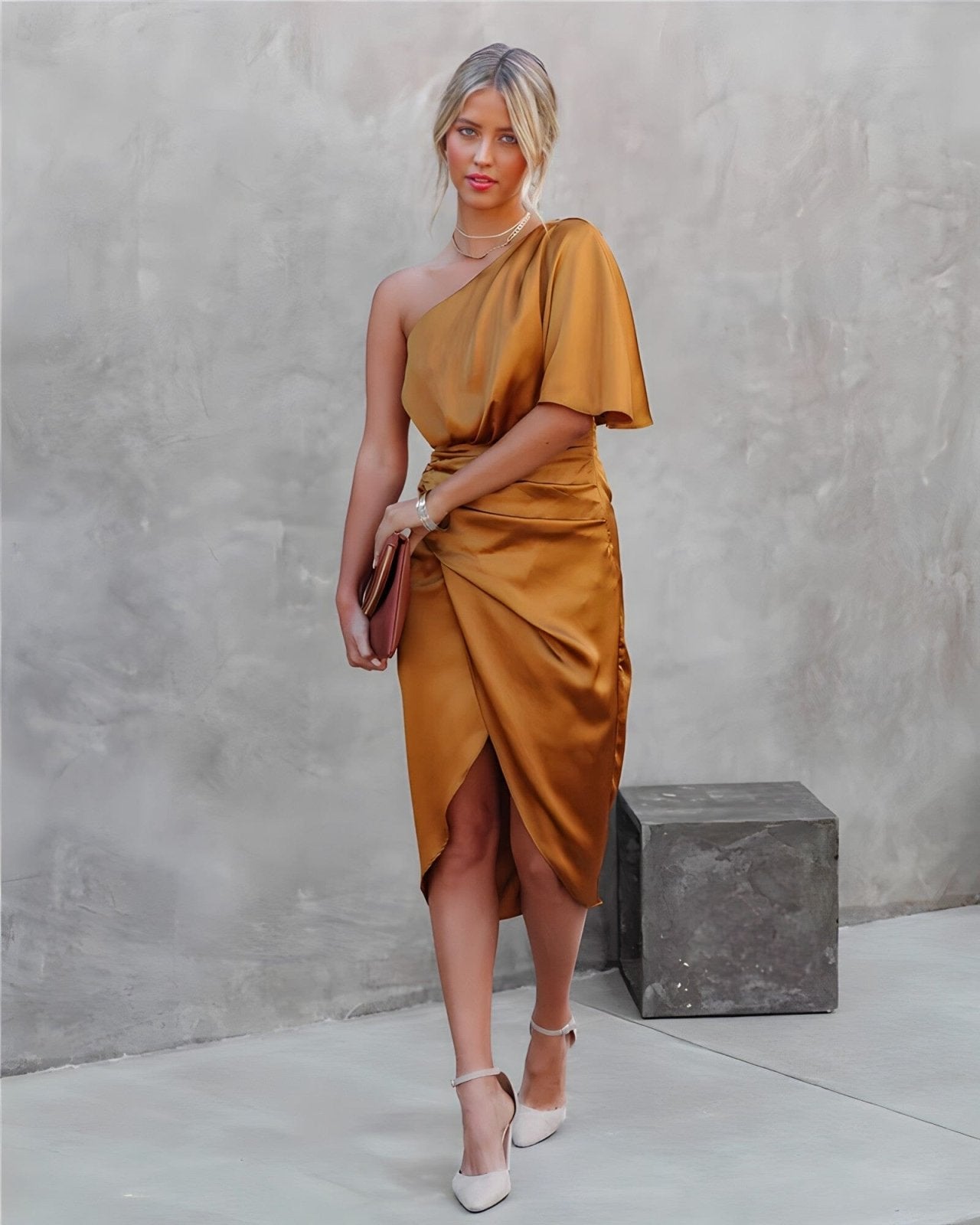Kyra™ | Elegant Silk Dress with Slits