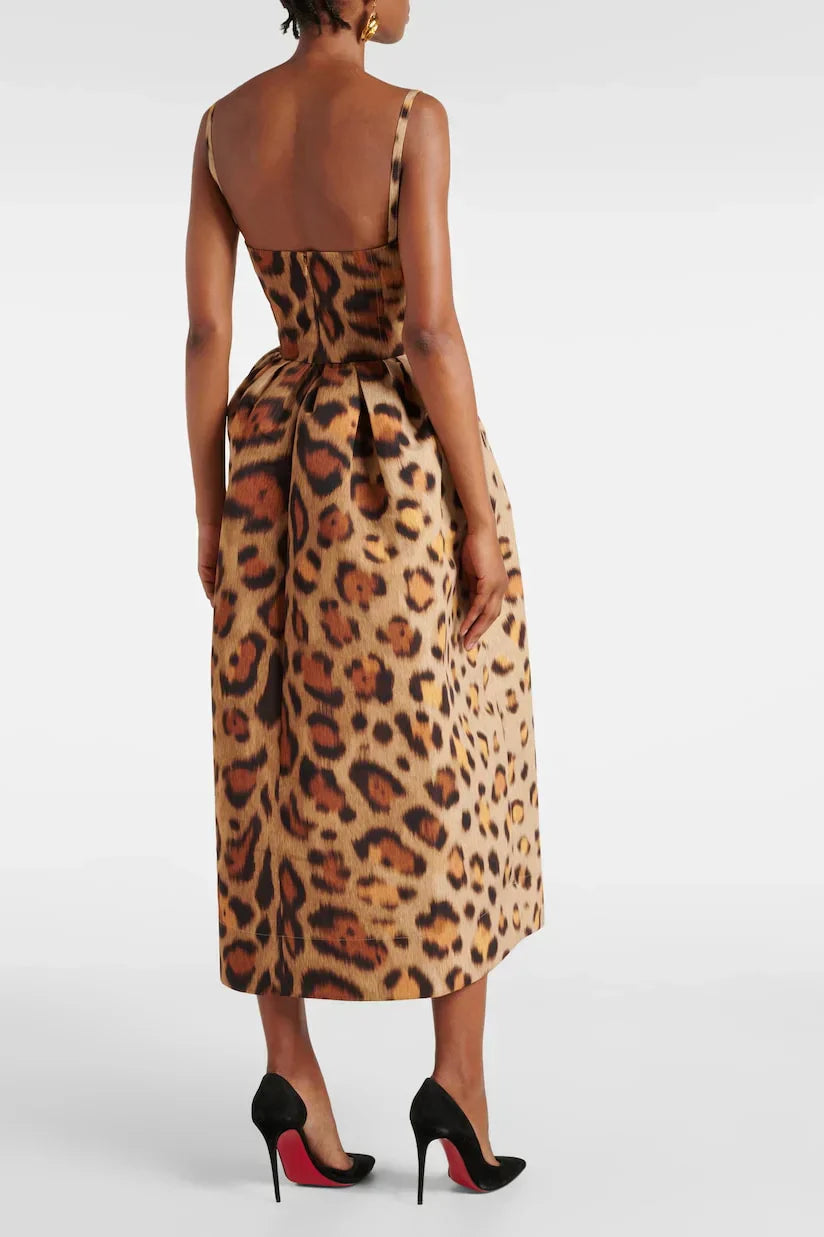Lila | Elegant Dress with Leopard Print